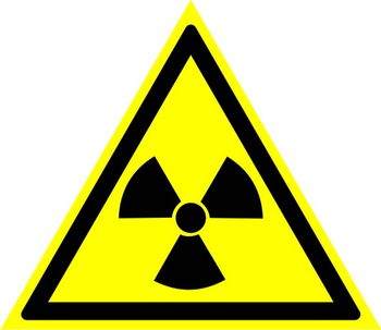 W05 опасно! радиоактивные вещества или ионизирующее излучение (пластик, сторона 200 мм) - Знаки безопасности - Предупреждающие знаки - ohrana.inoy.org